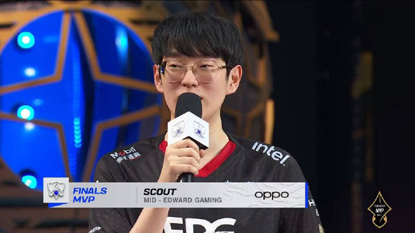 字母哥在比 字母哥在比