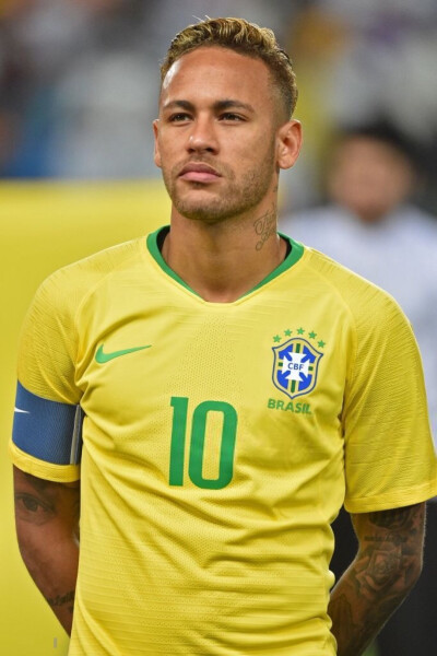 激励他们继 激励他们继