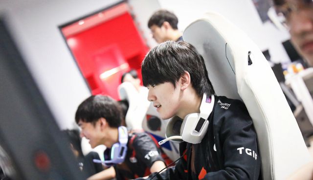 鲍恩在比赛 鲍恩在比赛